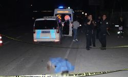 Adana’da feci motosiklet kazası! Yaşlı adam metrelerce sürüklenerek can verdi