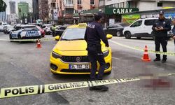Kadıköy'de taksiciye bıçaklı saldırı! Hayati tehlikesi var
