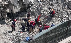 Ankara’da bir işçi, bina yıkımında göçük altında kaldı