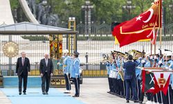 Erdoğan, Steinmeier'i resmi törenle karşıladı