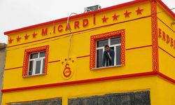 Icardi, fanatik taraftarın sarı-kırmızılı evini paylaştı
