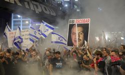 İsrail sokakları inledi: Netanyahu istifa!