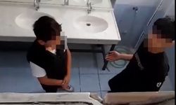 Düzce'de akran zorbalığı! 3 öğrenci, bir öğrenciyi tuvalette darbedip kaydetti