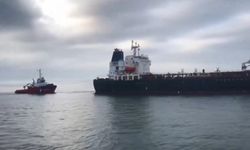 Petrol yüklü tanker Haydarpaşa açıklarında arıza yaptı