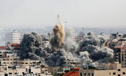 İsrail, Refah’ta katliam başlattı: 8’i çocuk 26 ölü