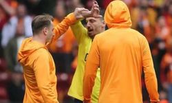 Galatasaray taraftarının Mert Hakan Yandaş için açtığı pankart, sosyal medyada gündem oldu