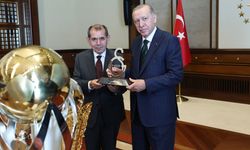 Cumhurbaşkanı Erdoğan, Galatasaray heyetini kabul etti