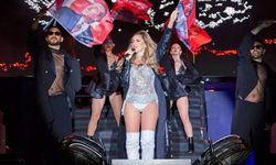 Orhan Gencebay'dan Hadise'ye: Mayo genelde deniz kenarında giyilir...