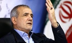 İran’da seçimi Pezeşkiyan önde götürüyor