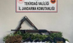 Tekirdağ Jandarma Komutanlığı'ndan önemli operasyonlar...Şüphelilerde birçok silah ve uyuşturucu madde bulundu