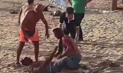 Plajda bıçaklı kavga! yaralılar var