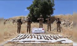 Bakan Yerlikaya açıkladı: 36 adet AK-47 Piyade Tüfeği ele geçirildi