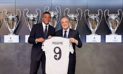 Mbappe, Real Madrid'e resmi imzayı attı!