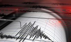 Antalya Gazipaşa açıklarında 4.8 büyüklüğünde deprem: Vatandaşlar sokaklara döküldü