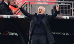 Mourinho derbi sonrası konuştu: Daha fazla kazanmak isteyen taraf kaybetti