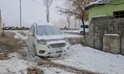 Sibirya soğukları geldi vatandaşlar araçlarını naylon brandaya sardı