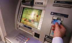 ATM'lerde yeni dönem: Bu şifreleri yazanların kartları iptal edilecek