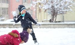 3 ilde eğitime kar engeli: Soğuk hava ve kar yağışı nedeniyle ara verildi!