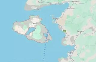 İstanbul'a doğru yola çıkan kargo gemisi İzmir açıklarında battı