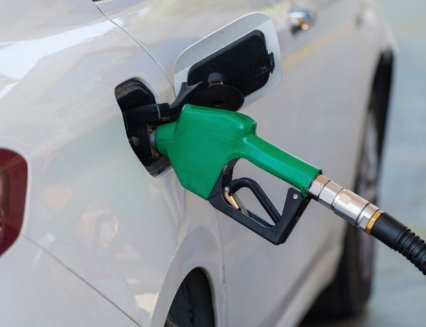 Araç sahipleri dikkat: Benzine indirim geliyor!
