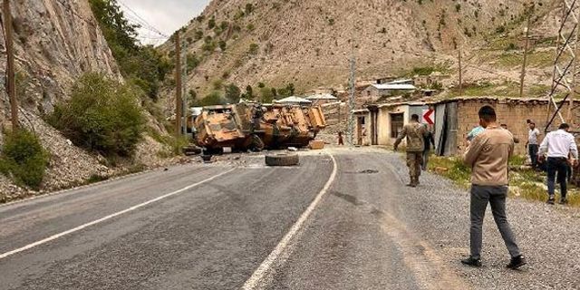 Hakkari-Van yolunda askeri araç devrildi: 3 yaralı