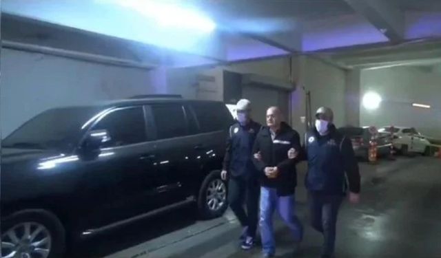FETÖ üyeliğinden aranan özel kalem müdürü yakalandı