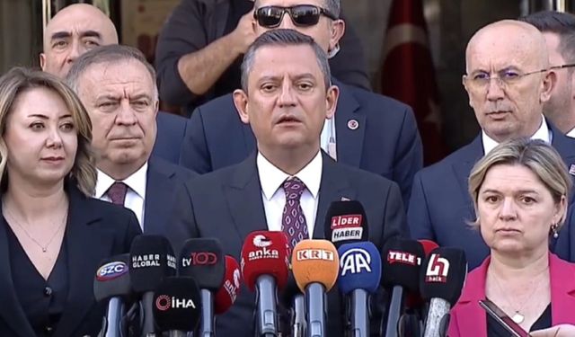 CHP Genel Başkanı Özel'den YSK'ya 'tam kanunsuzluk' başvurusu