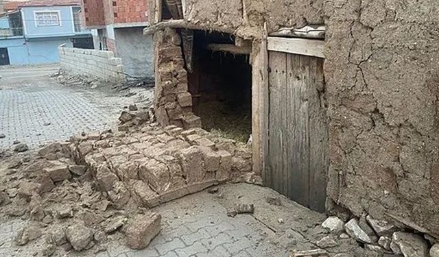 Tokat'ta depremin yarattığı hasar belli oldu! Çok sayıda bina yıkıldı ve hasar aldı