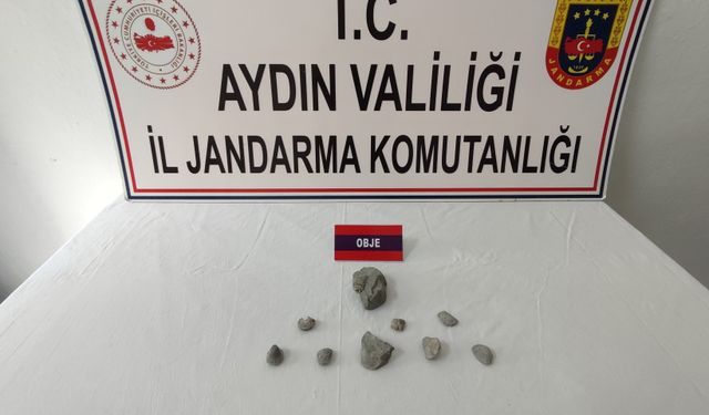 400 bin yıllık fosili satmaya çalışırken jandarma yakaladı