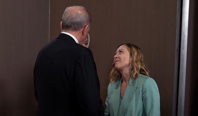 Giorgia Meloni'nin, Cumhurbaşkanı Erdoğan'a olan bakışları gündem oldu