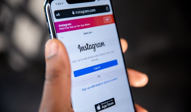 Instagram herkesin şikayet ettiği sorunu çözdü! Yenilik gençlerin moralini bozacak