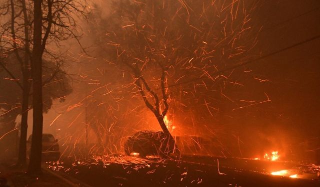 ABD tarihinin en büyük yangınında korkunç iddia: 1 şüpheli gözaltına alındı