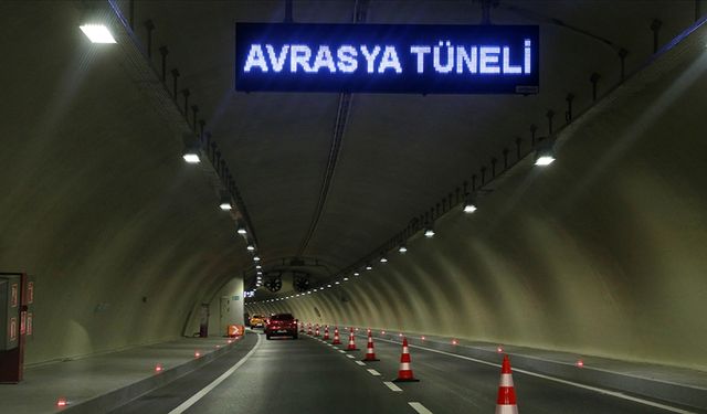 Avrasya Tüneli geçiş ücretlerin yüzde 44 zam! 2025 Ocak zamlı köprü ve otoyol ücretleri ne kadar oldu?