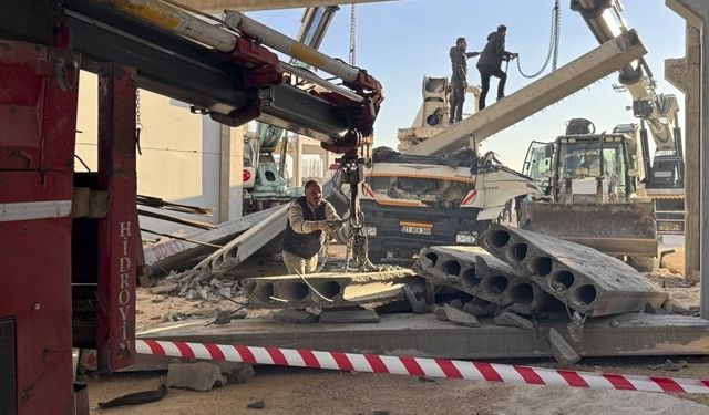 Gaziantep'te beton bloğun altında kalan sürücü hayatını kaybetti