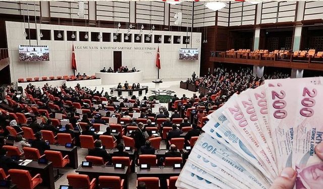 EN DÜŞÜK EMEKLİ AYLIĞI ZAMMI MECLİS’TEN GEÇTİ Mİ? Zamlı en düşük emekli aylığı ne zaman yatacak?