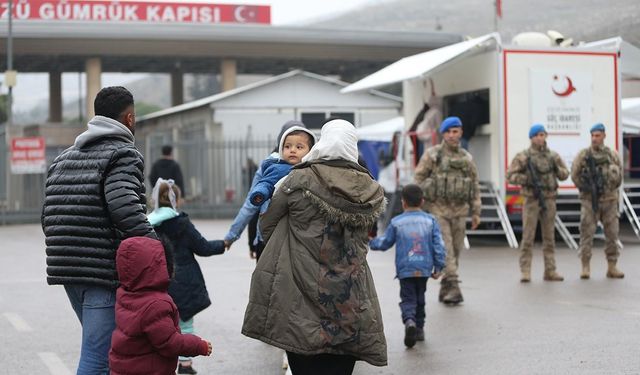 Türkiye'den Suriye'ye dönen mülteci sayısı açıklandı