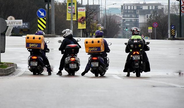 MOTOKURYELER YASAKLANDI MI? İstanbul Valisi Gül açıkladı! 20-21 Şubat İstanbul'da motosiklet ve moto kuryeler yasak mı?