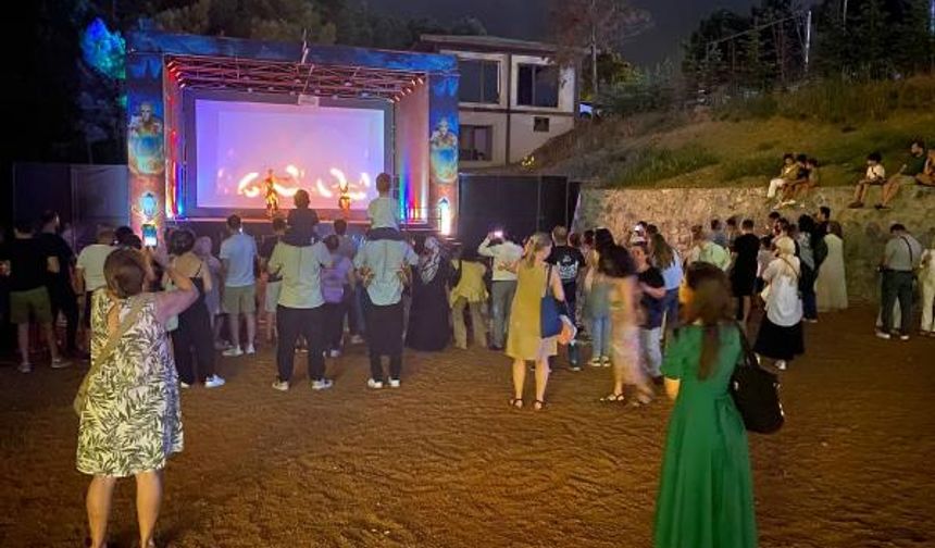 Türkiye’nin ilk ışık festivali ziyaretçilere kapılarını açtı
