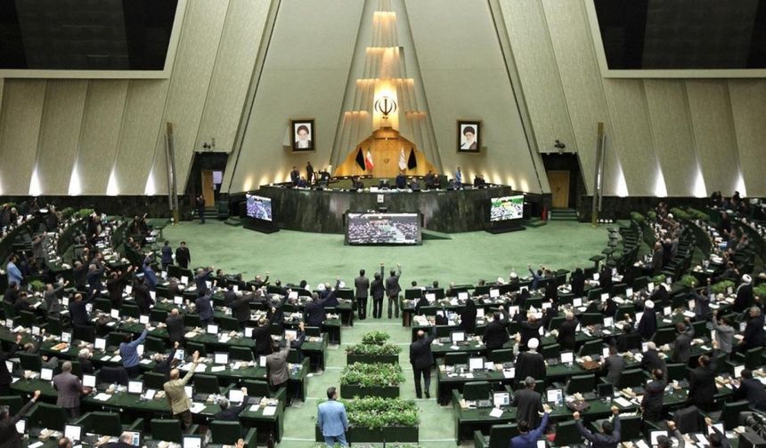 İran’da hükümet acil toplandı! Reisi'nin yerine geçecek isim ise...