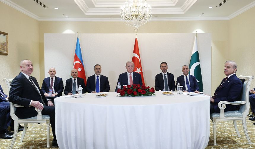 Cumhurbaşkanı Erdoğan, Azerbaycan Cumhurbaşkanı Aliyev ve Pakistan Başbakanı Şerif ile görüştü