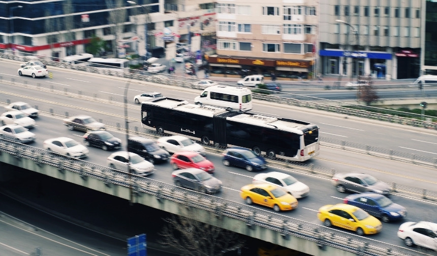 trafik otomobil araba arac otomotiv pexels-pixabay (3)