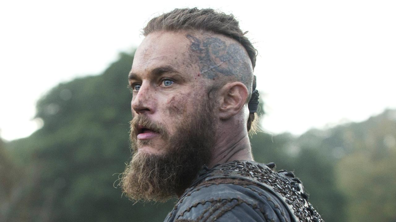 ragnar lothbrok oyuncusu