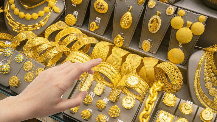 Altının kilogram fiyatı 2 milyon 112 bin liraya yükseldi