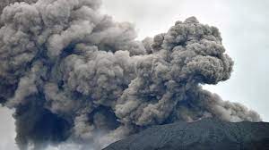 yanardağ-patlaması-endonezya