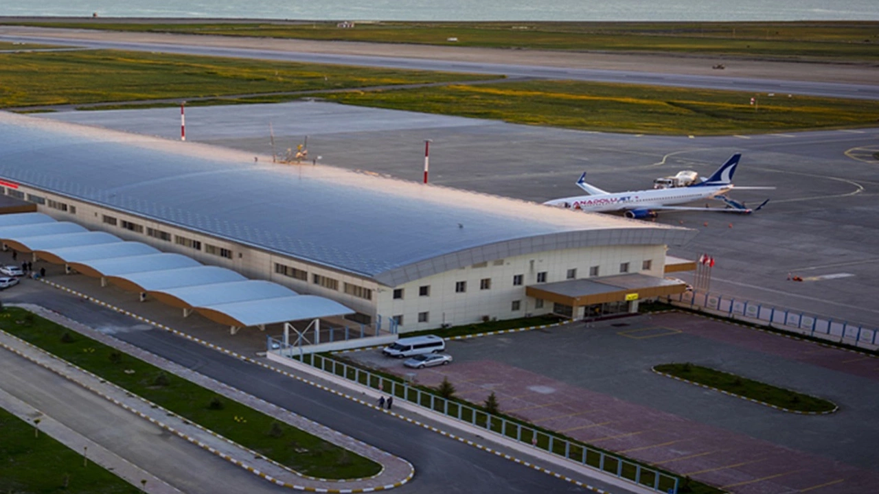 Van Ferit Melen Havalimani Neden Kapanıyor 1