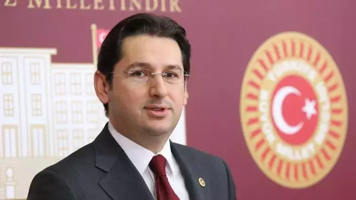 Aykan Erdemir 3