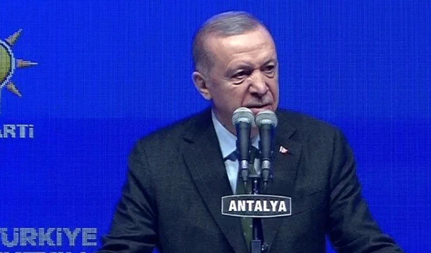 Cumhurbaşkanı Erdoğan'dan Antalya'da açıklamalar : "CHP bir alacakaranlık siyasetinin içine girmiş durumdadır"