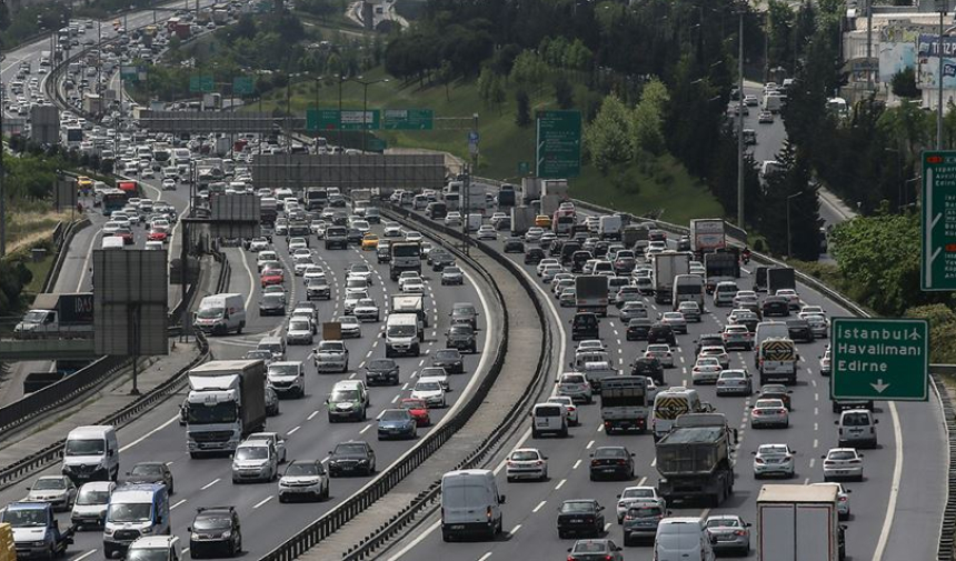 Istanbul Trafik Bazi Yollar Kapanacak 25Subat2014 1