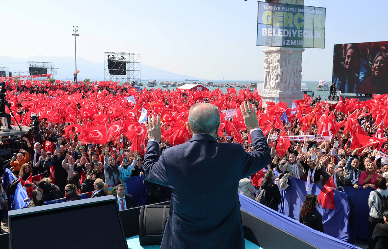Erdogan Izmir Mitingi Selamlama 10032024 Aa (4)
