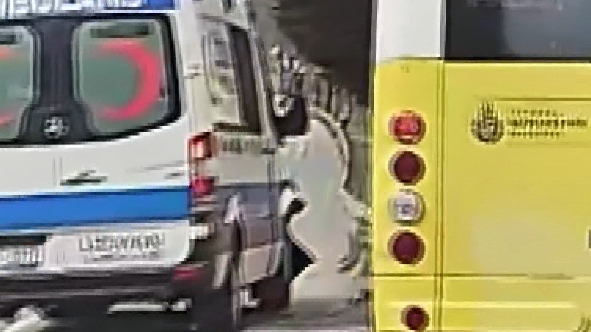 Istanbul Makas Otomobil Ambulans 13032024 Dha5